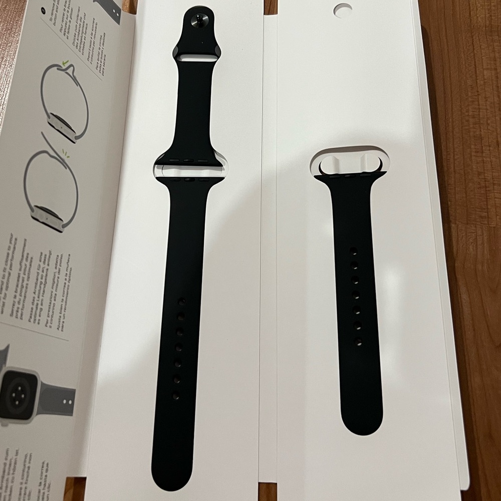 Apple Watch - Black Sport Band - 44mm